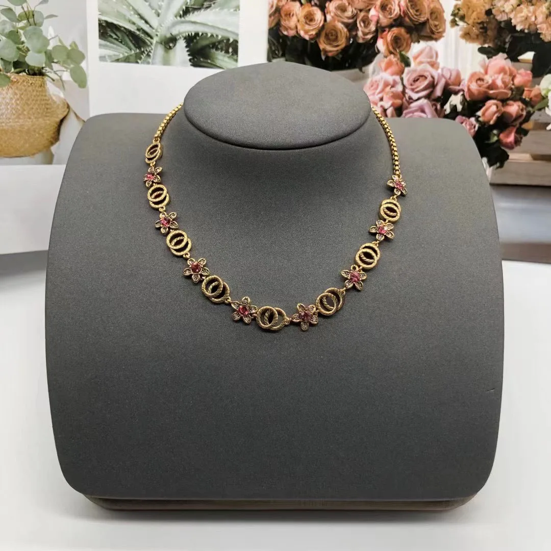 

2021 trendy luxury brand original zircon necklace for girl wedding necklace couple necklace and pendants for women Collar sets