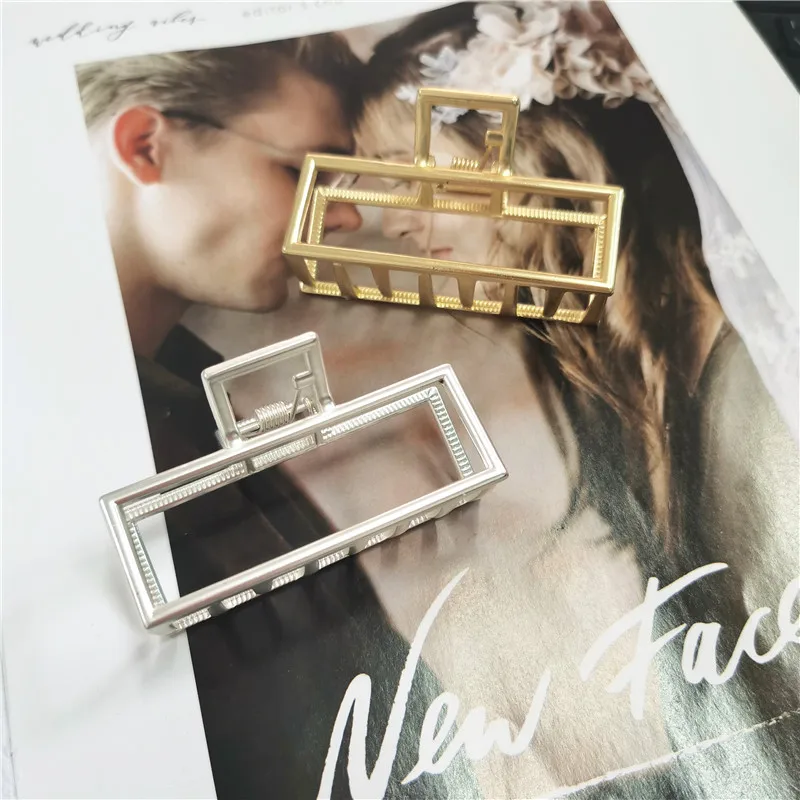 

1 piece Metal Gold Silver Hair Claw Women Hair Jaw Clips