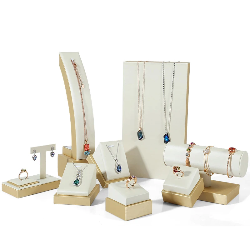 Бежевый ювелирный нефритовый демонстрационный реквизит из искусственной кожи с