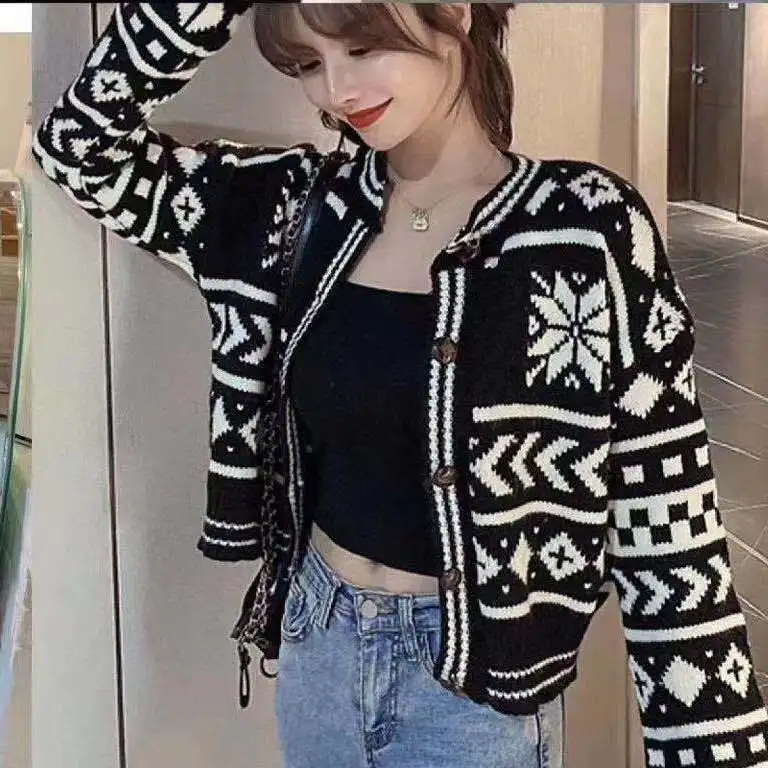

Autumn and Winter Women's Knitted Cardigan Short Plush Crew Neck Loose Thickened Sweater Coat