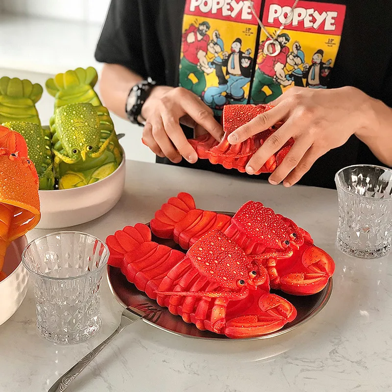 

2021 New Creative Crayfish Beach Slippers Cute Parent-child Flat Slippers Personalized Couple Shoes Outside Bathroom Size 24-41