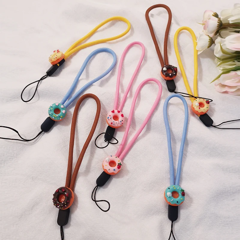 

Short Donut Simple Lanyard Silicone Rope Liquid Short Cell Phone Lanyard Holder Phone Wrist Straps ID Sling Silicone Phone Rope