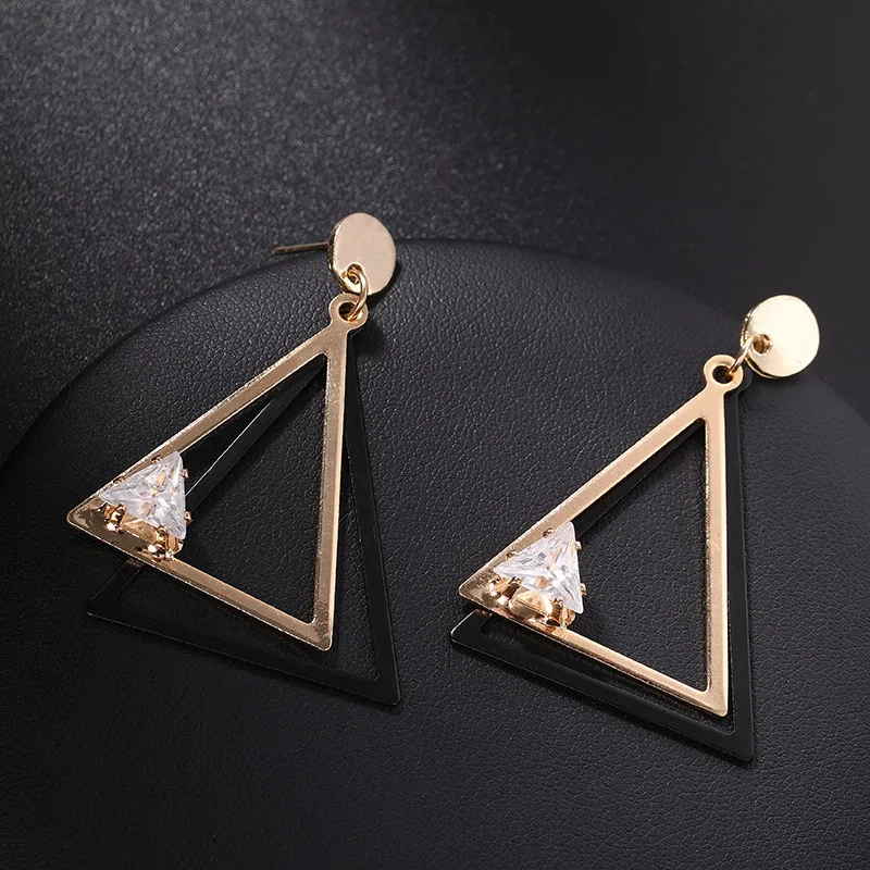 Корейские простые металлические круглые серьги с кубическим цирконием