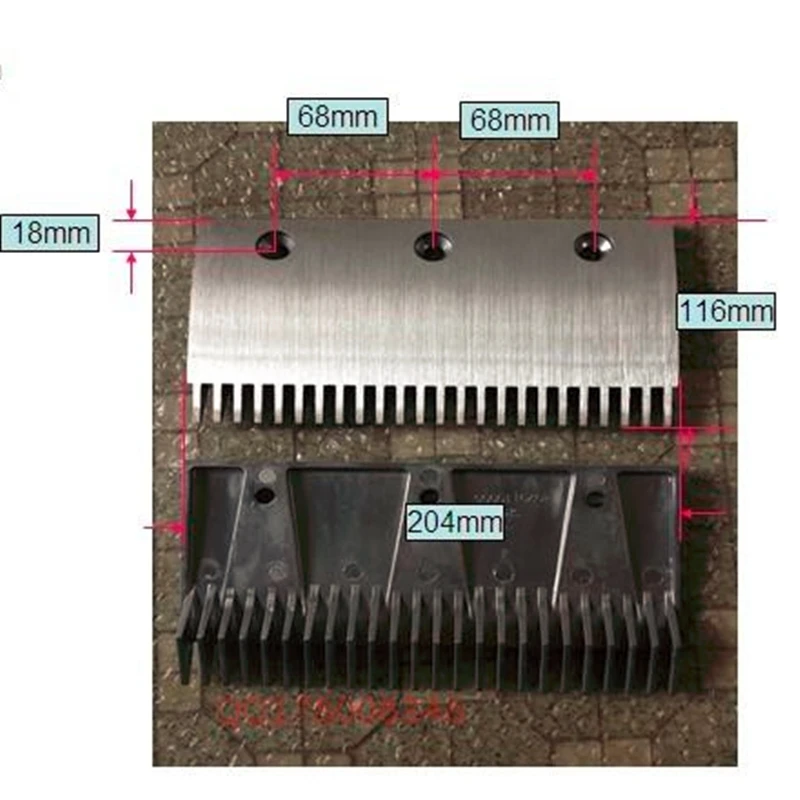 

Comb plate Escalator Three-hole comb plate aluminum 409011