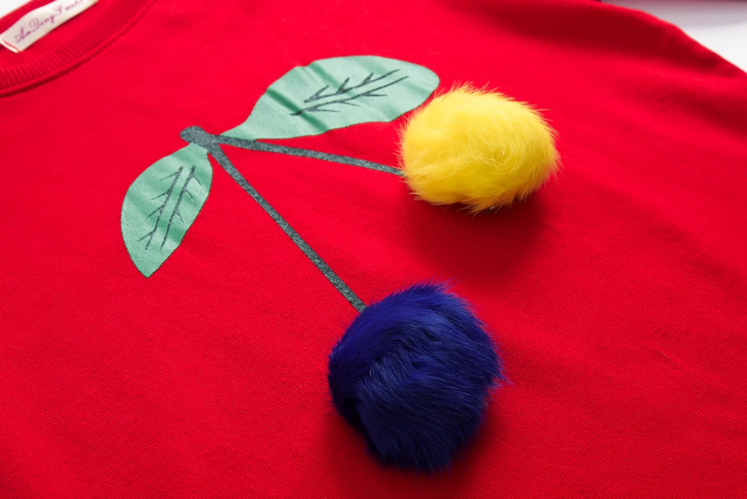 

Cherry fruit 2020 New Design Fashion Hot Sale Suit Set Women Tracksuit Two-piece Style Outfit Sweatshirt Sport Wear