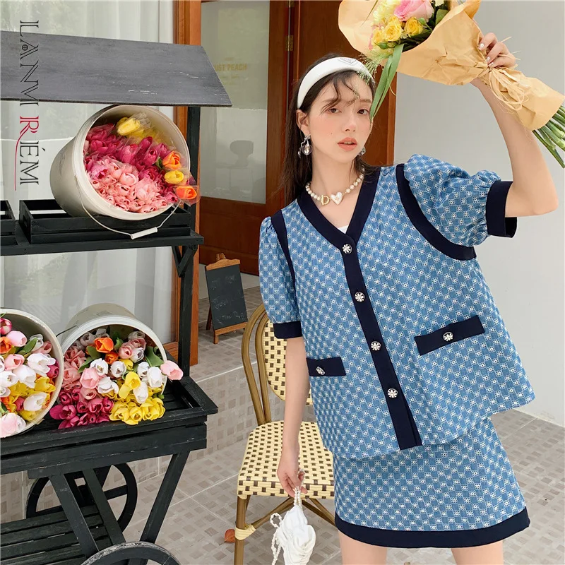 

LANMREM Women's Blouse Jacquard Bubble Sleeve V-neck High Waist Shorts Two Piece Suit Summer 2021 New Arrival 2K1830