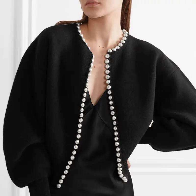 

2021 early spring new star with the same paragraph big pearl knit cardigan lantern sleeve beaded loose sweater coat