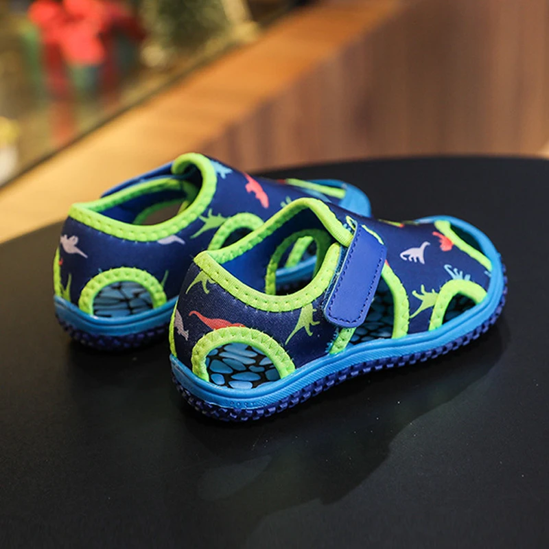 Сандалии детские летние с закрытым носком пляжные босоножки единорогом для