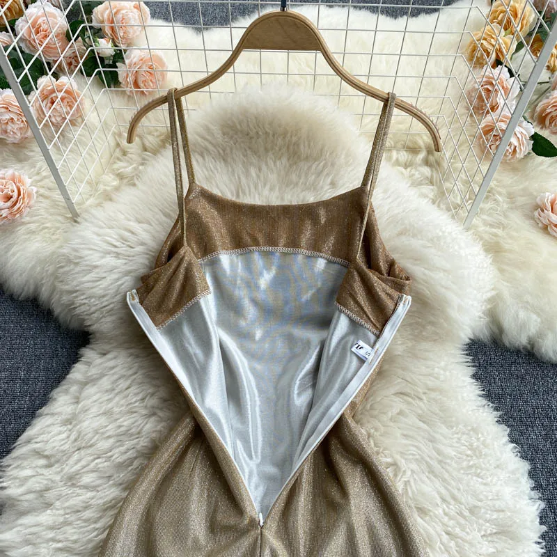 

Summer new temperament slim and sexy dresses One-shoulder commuter bombing the street woman dress 2021