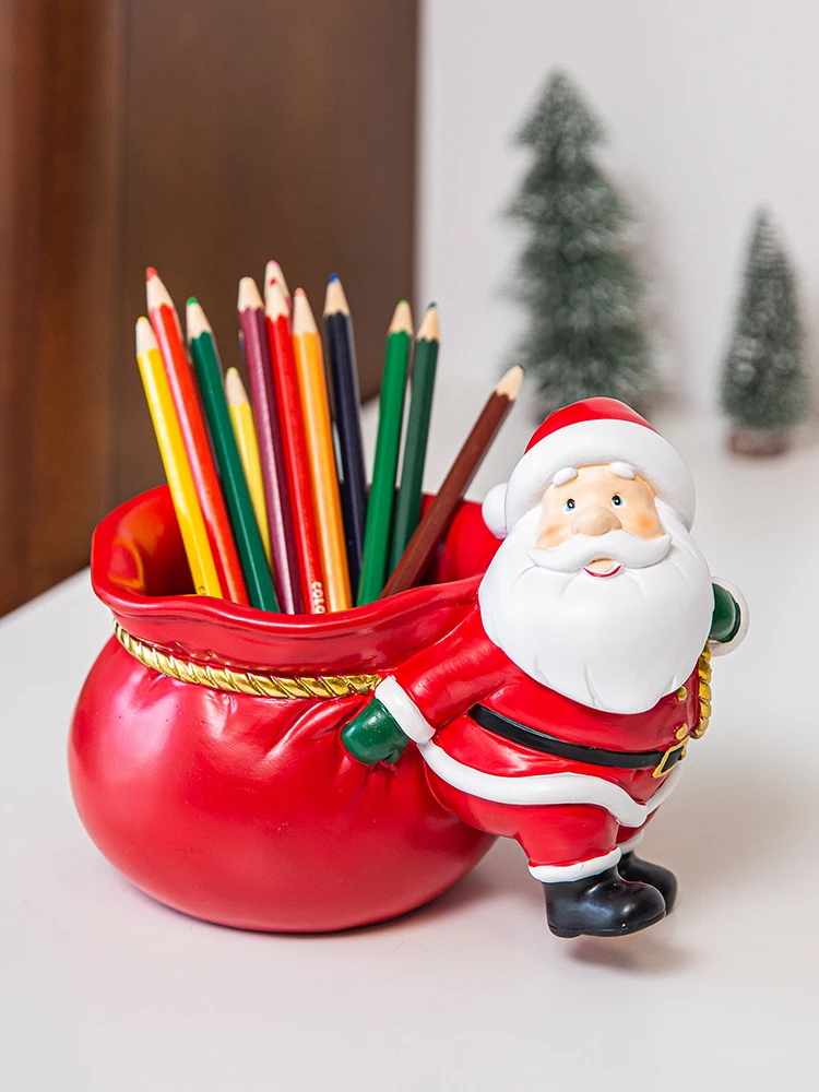 Creative Fashionable And Lovely Santa's Pen Holder, Office Desk, Large Capacity Stationery Storage Gifts