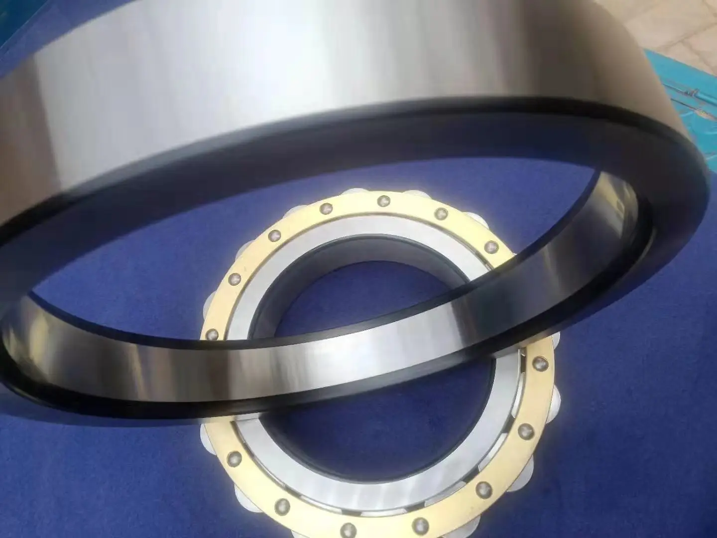 

NJ2256EM Cylindrical roller bearing High quality High precision bearing
