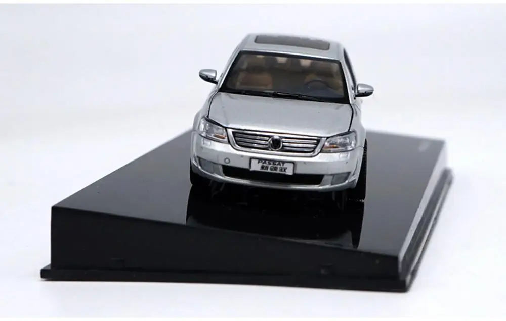 1/43 VW Volkswagen PASSAT V6 B5.5 Серебряный литый автомобиль модель игрушки коллекция |