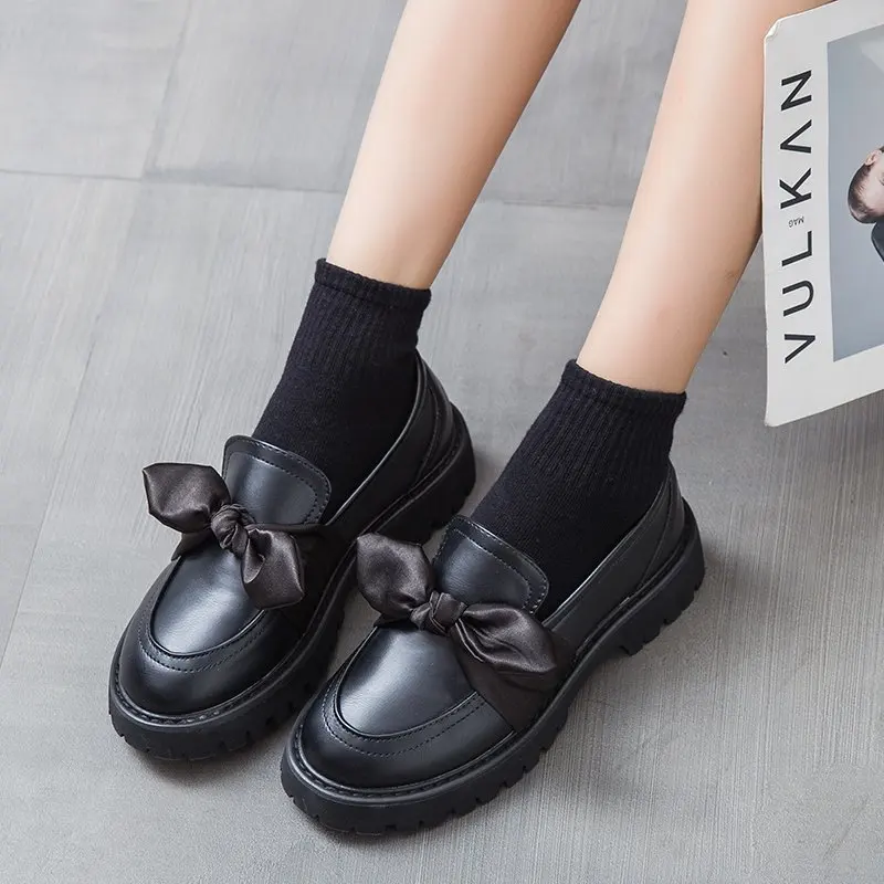 

2020 Black PU Leather Bowtie Loafers Women Round Toe Slip on Flat Shoes Woman Autumn 2020 Casual Platform Shoes Ladies Flats