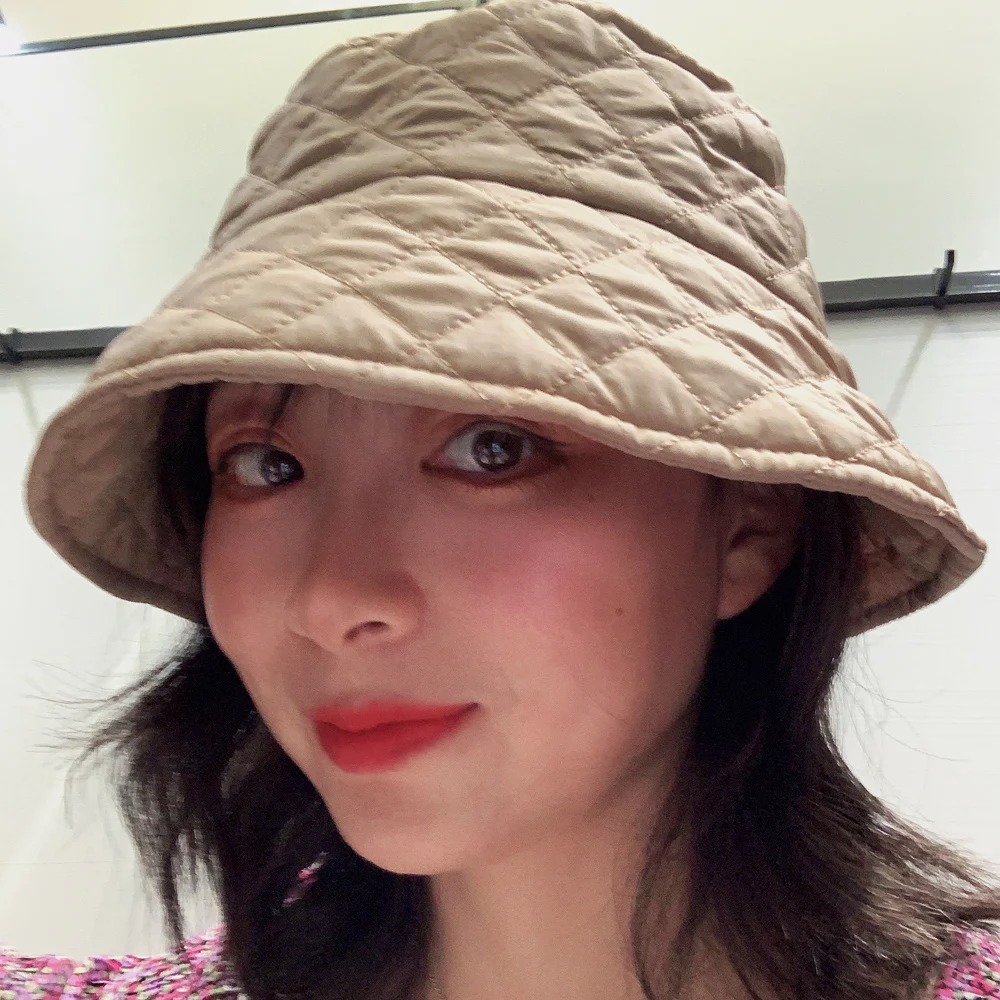 Plaid fisherman hat Autumn winter Japanese double-faced lady retro warm Korean version of fashion show face small basin | Аксессуары для