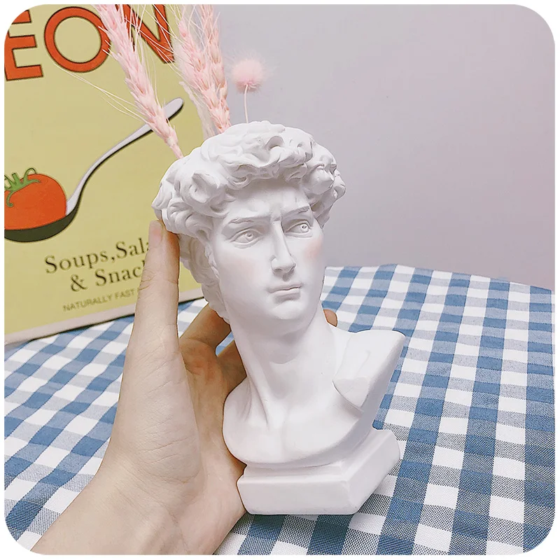 2020 Новый David скульптура ручка держатель Настольный Органайзер макияж кисти