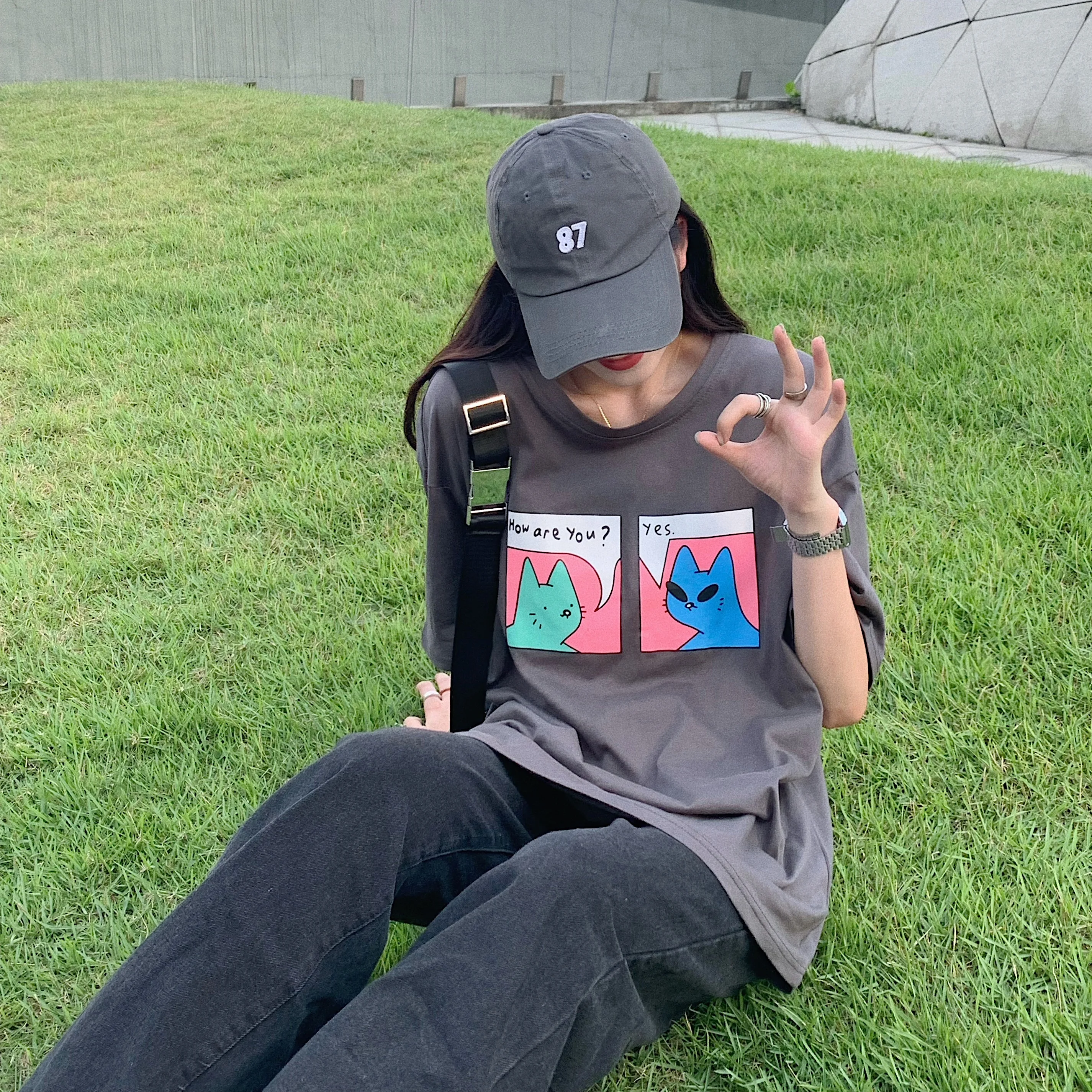 

2021 summer new fun cat couple t-shirt female summer outer wear round neck strapless white short-sleeved chic top