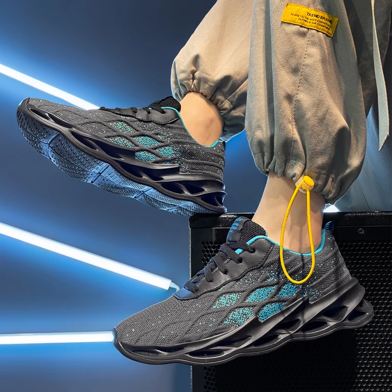 

2021 Spring Summer Light Thick Sole Outdoor Sports Running Shoes Athletic Men Shoes Male Sneakers Sneakers Men Mesh Breathable