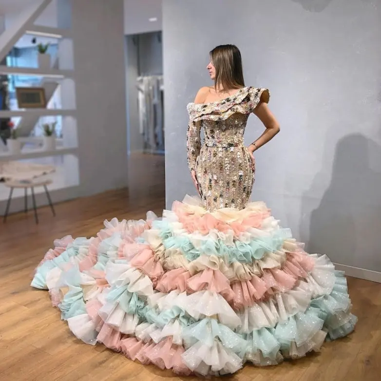 2020 One Shoulder Prom Dresses Rainbow Mermaid Krystal Appliqued Beaded Ruffles Sexy Women Occasion Pageant Evening Gowns