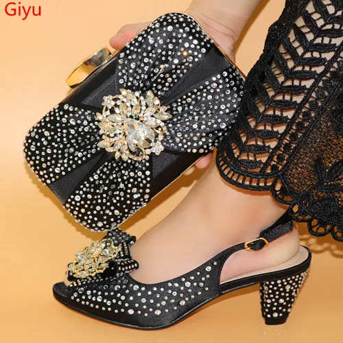 Doershow/модный итальянский комплект из туфель и сумочки черного цвета оптовая