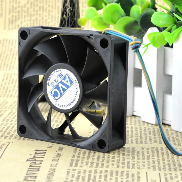 

AVC DA07020T12U 7020 12V 0.7a 7cm 4-Wire Temperature Max Airflow Rate CPU Chassis Fan