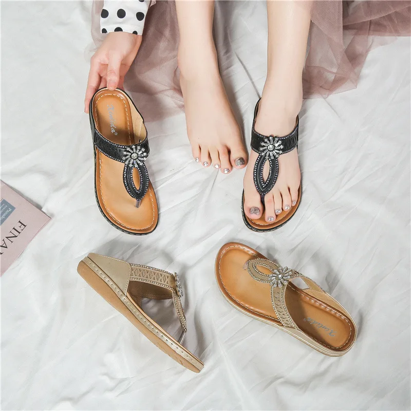 

Women's slippers fashion flip flops Bohemian diamond-studded beaded beach shoes non-slip comfortable flower-decorated shoes