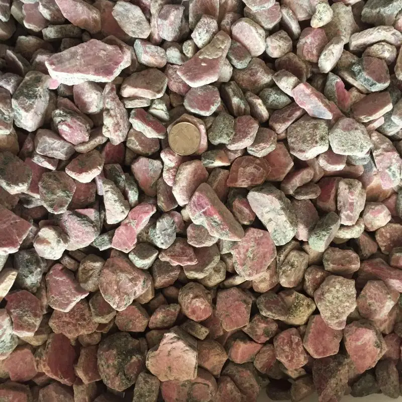 

Natural Madagascar Red Corundum Original Stone Red Raw Ore Section Will Grain Carving Paper Dolphin Permeation