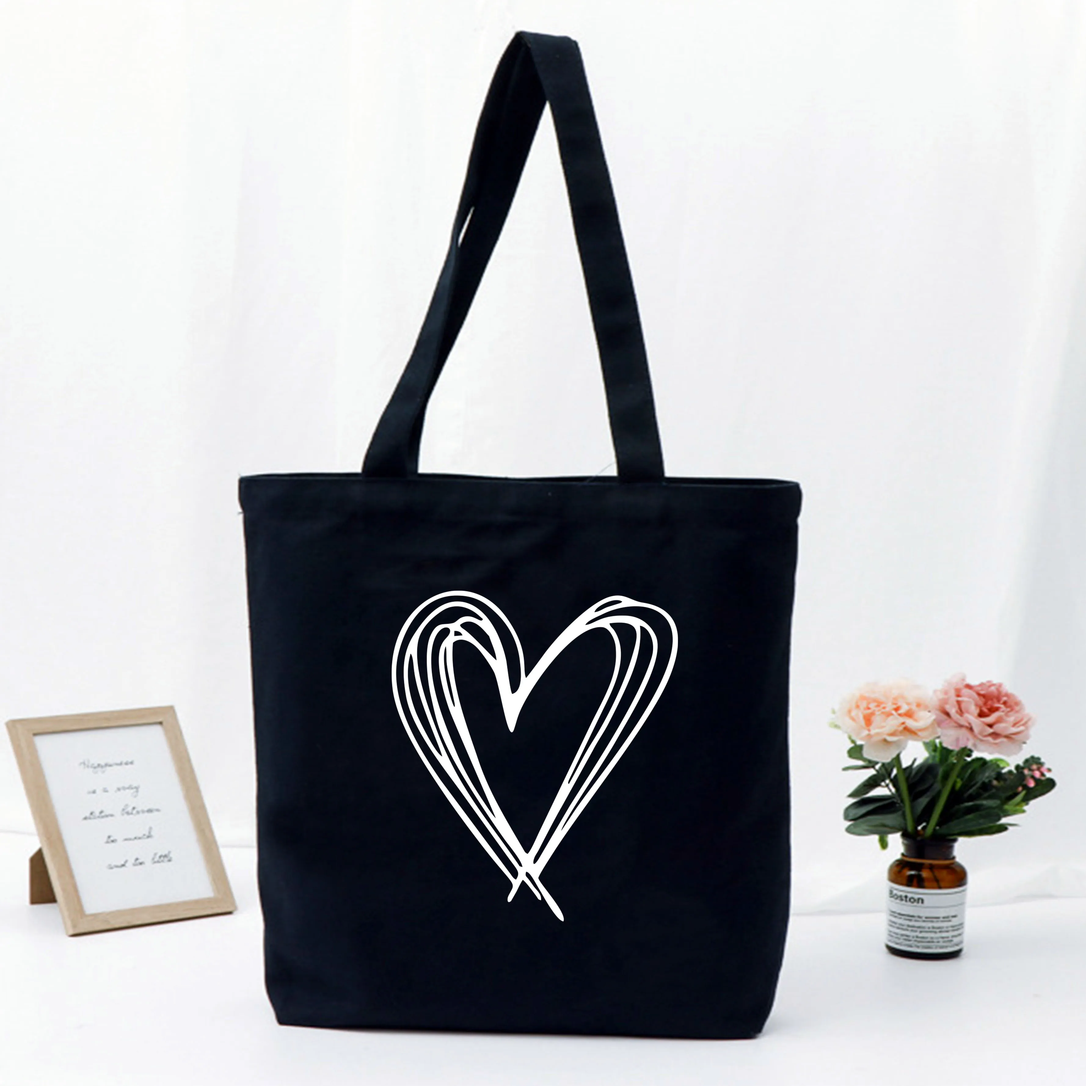 

Fashion Shopper bag Women Summer canvas bags Graphic Love Printed Lady tote bag for girl Gift Black Bags