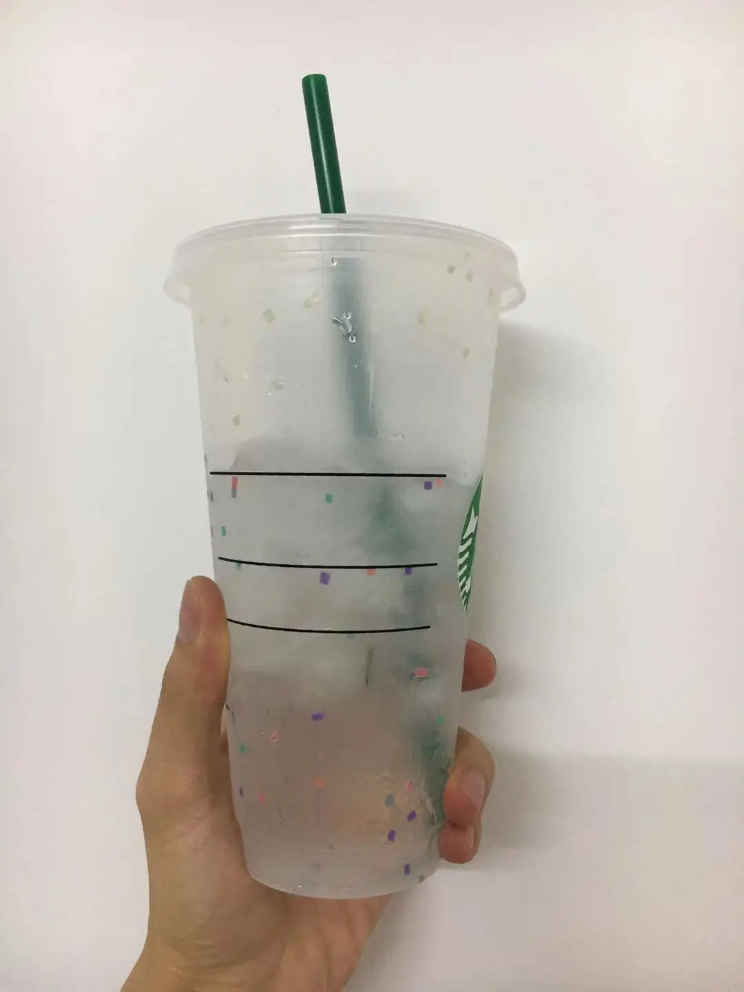 Матовая Белая прозрачная пластиковая кружка с прозрачной соломинкой 710 мл 24