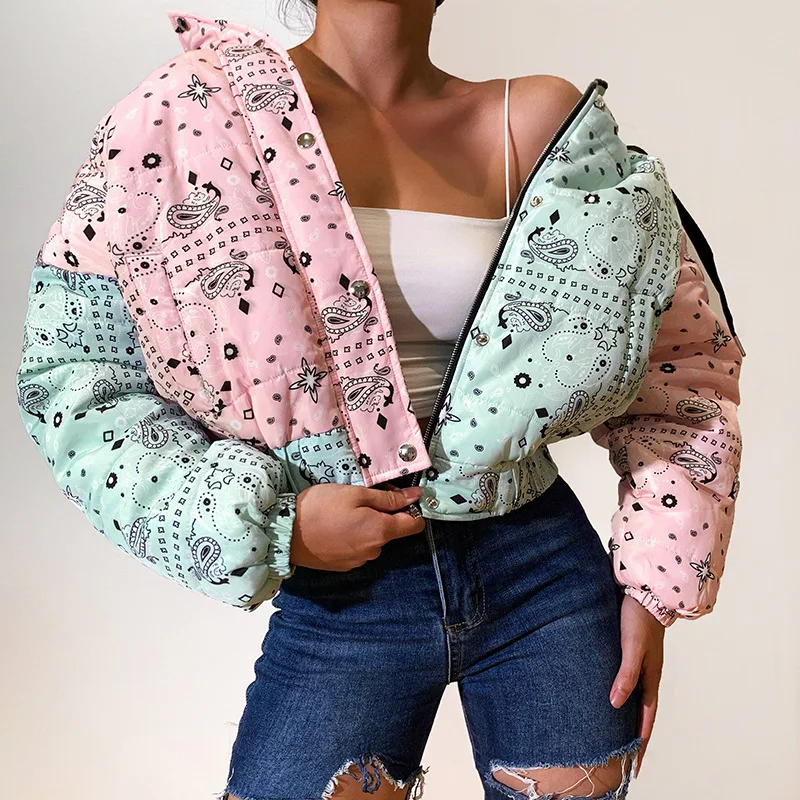 

Women Contrast color Short Puffer Jackets Bandana Printed Cropped Puffer Jackets Fashion Zip Up Hooded Jackets