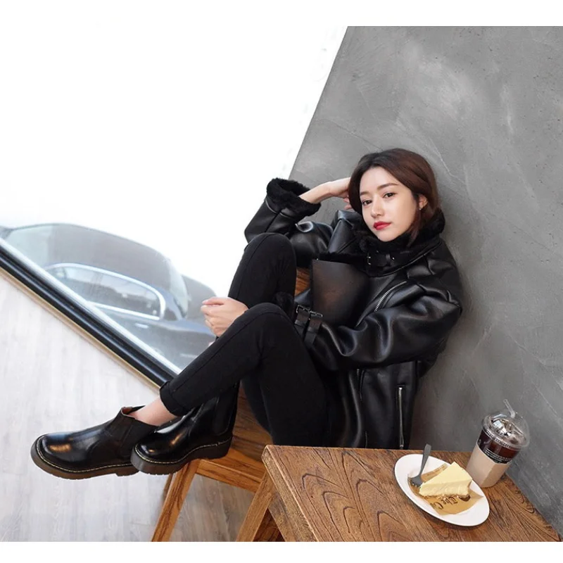 Куртка-Авиатор женская зимняя с меховым отворотом и бархатной подкладкой |