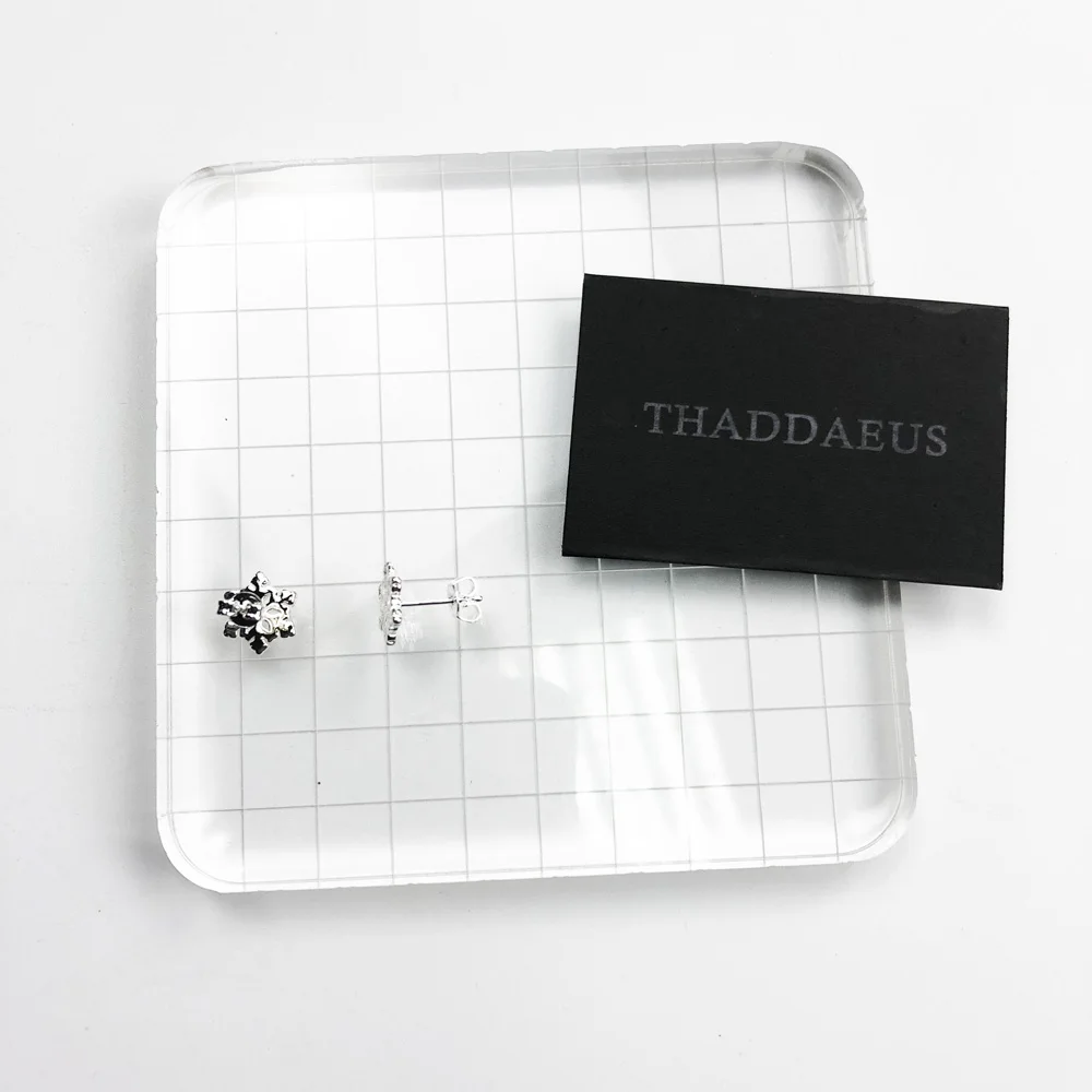 Серьги гвоздики в виде снежинок Модные женские ювелирные изделия европейском