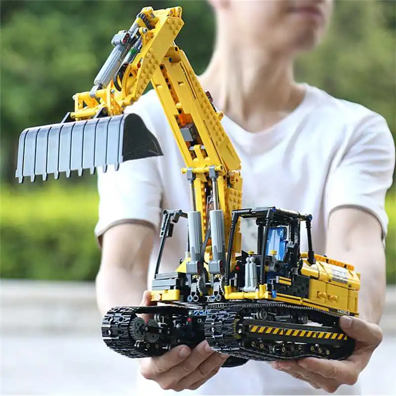 Моторизованный высокотехнологичный экскаватор MOULD KING 13112 1830Ppcs модель грузовика с