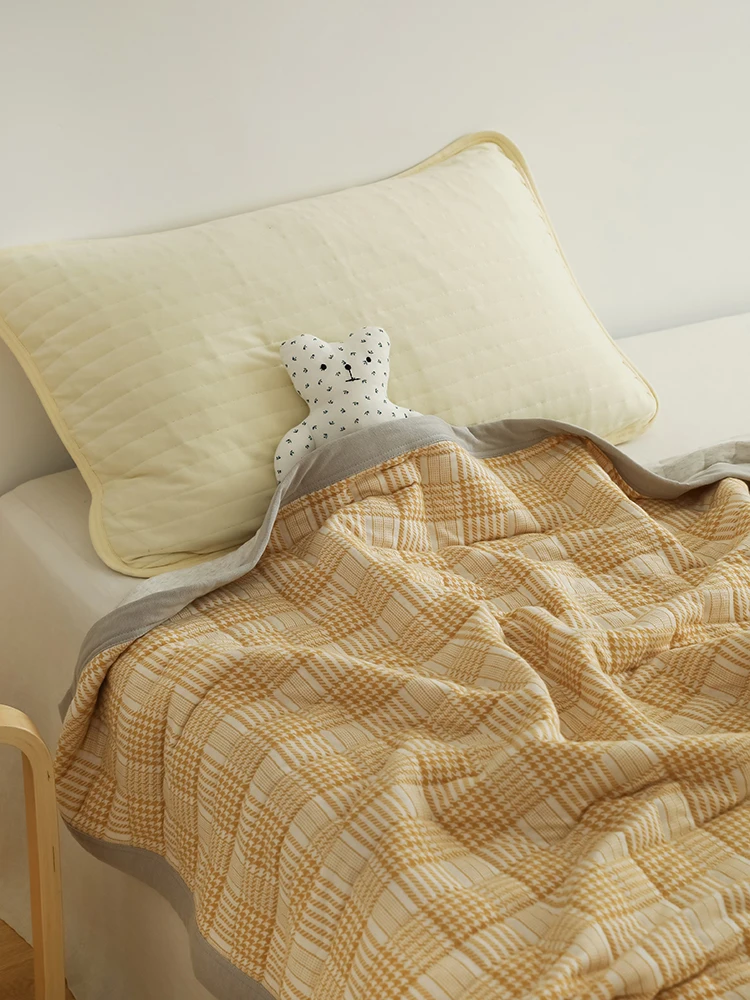 

Knitted cotton air-conditioning quilt blanket can be machine-washable and washed with thin quilt ins wind in summer