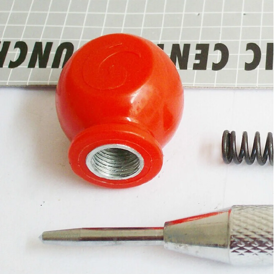 

130mm Auto Mark Hole Length Yellow and Silver Automatic Center Punch Spring Loaded Chrome Rivet Screw