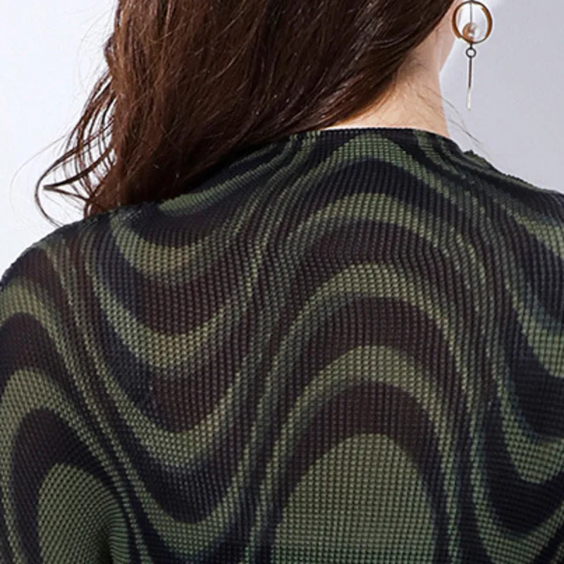 

Fashion Printed Half-high Collar Long-sleeved Slim Bottoming T-shirt Simple Casual Fashion Plus Woman Tide Autumn New TC1125