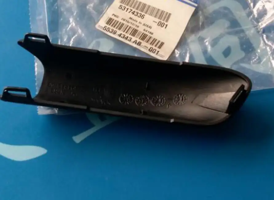 

1pcs Roof Luggage rack guard black color plasitc Cover for Chinese Grand Sharkie Auto car motor parts