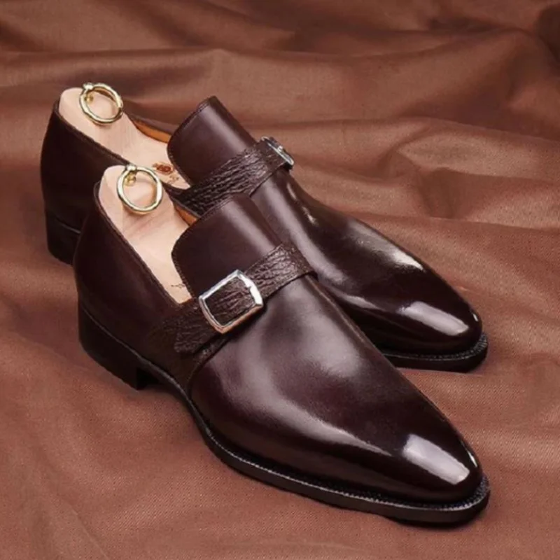 

Men PU Leather Shoes Low Heel Shoes Buckle Dress Shoes Brogue Shoes Spring Ankle Boots Vintage Classic Male Casual TV430