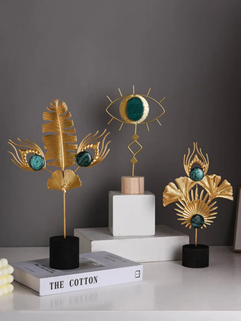 

Железное украшение в скандинавском стиле, простосветильник роскошное украшение для спальни, с золотыми глазами, листьями, перьями, настоль...