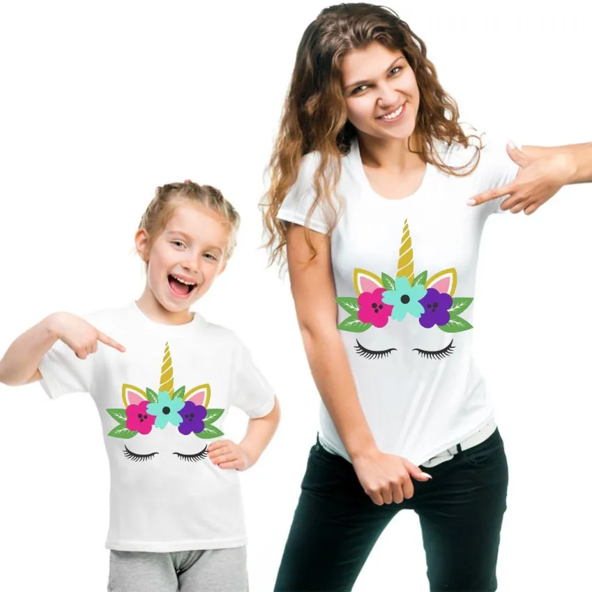 Модные Семейные комплекты Футболка с принтом единорога одежда для мамы и дочки