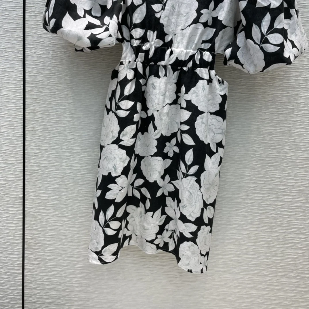 

2021 new women fashion bubble short sleeve round neck waistless printed dress 0430