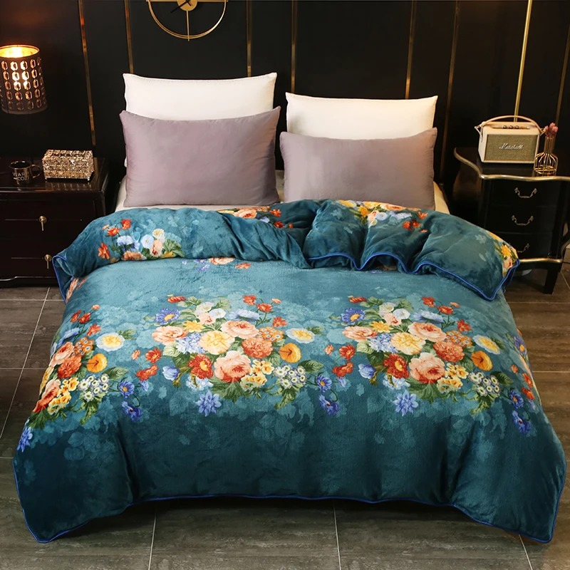 

Luxurious Velvet Duvet Cover for Household Winter Warmth Thick Bedding Set Bedroom Set Queen King Duvet Cover Cotton Home Decor