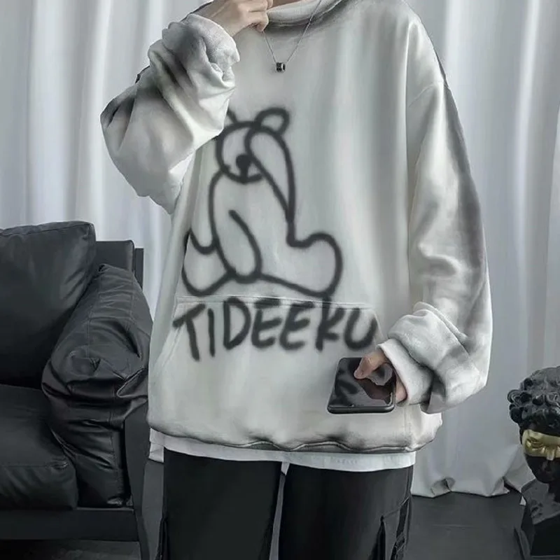 

Men's sweatshirt 20120Autumn/Winter new slim monogrammed bear print pocket sweatshirt loose casual fashion youth men's wear