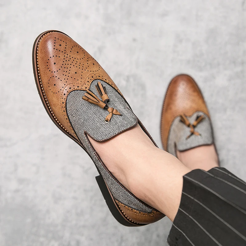 

1270-Men Casual Men Shoes Leather High Quality Formal Dress Shoes Loafers Business Wedding Tassel Brogue Shoes New