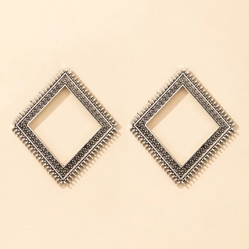 

docona Bohemia Square Stud Earring for Women Retro Silver Color Hollow Geometry Alloy Metal Ladies Jewelry Accessory 18318