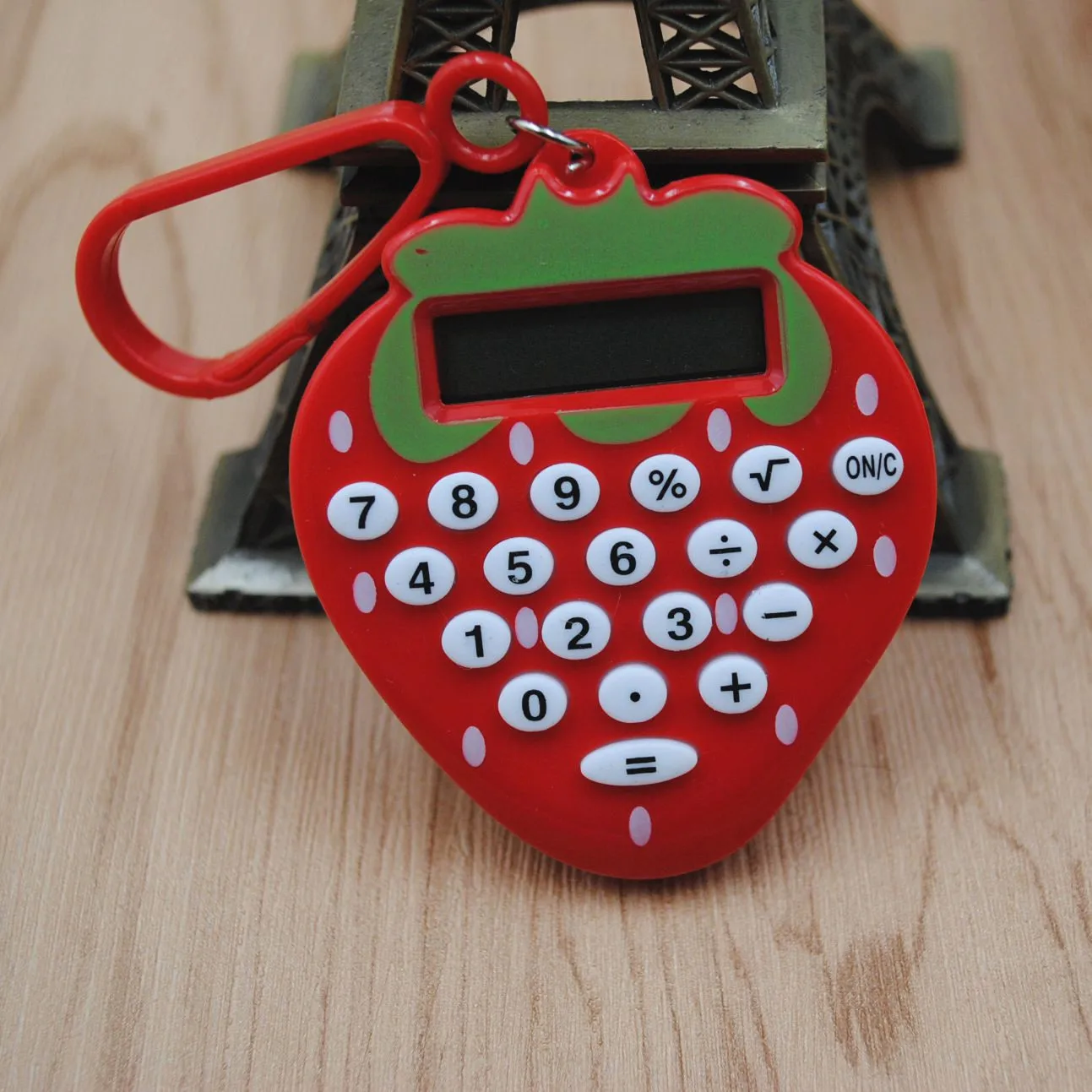 Калькулятор в форме клубники мини калькулятор для студентов компактный