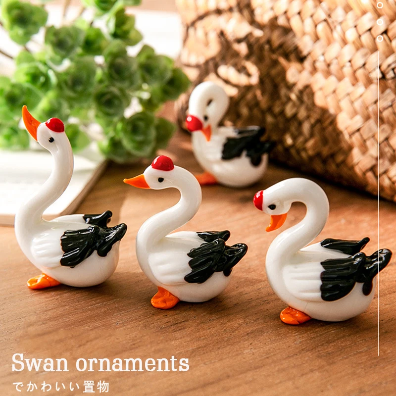 

Simple Fashion Swan Car Ornament Glass Material Car Dashboard Decorations High Quality Car Interior Office Study Decor for Girls