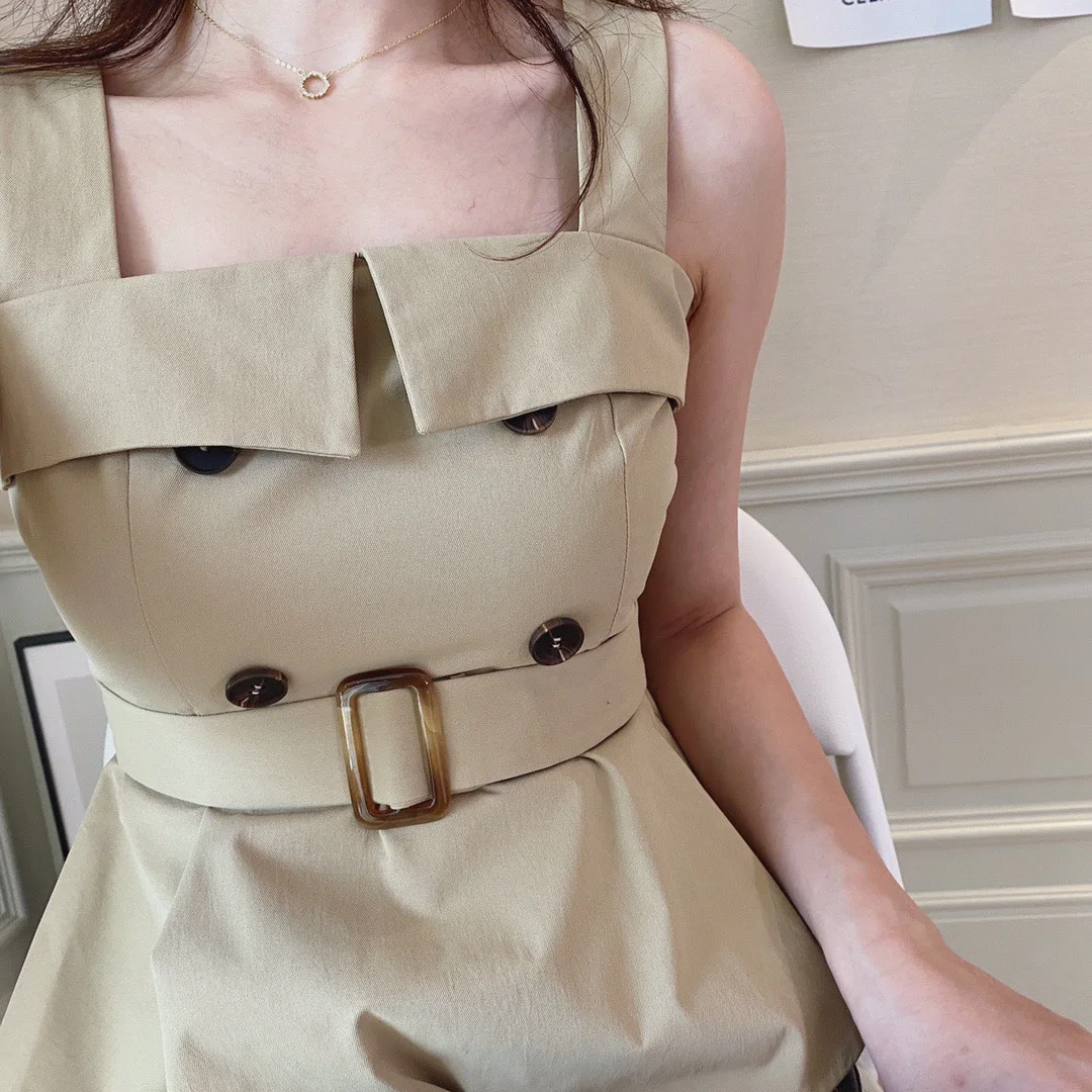 2021 spring and summer new double-breasted belted sleeveless top, top women's high-waist pleated ruffled design tube top strap