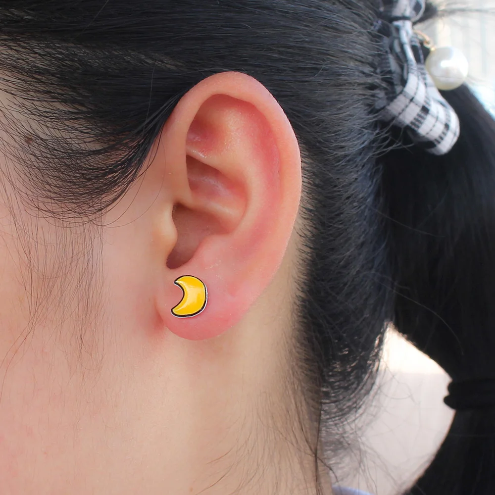 Женские асимметричные серьги ElfoPlataSi сережки гвоздики с желтой звездой и луной из