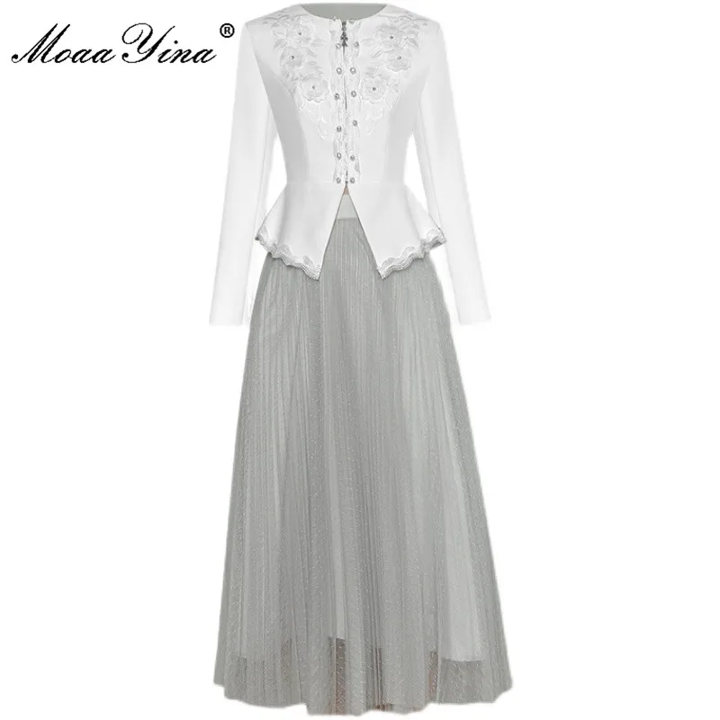 

MoaaYina, модный Дизайнерский Костюм с юбкой, женские белые куртки с вышитыми цветами и плиссированные юбки в сеточку, комплект из 2 предметов