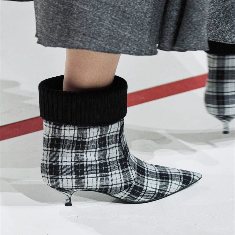 Новинка сезон осень вязаные ботильоны женские с острым носком на маленьком